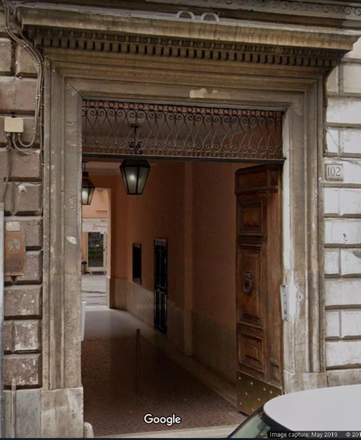 Termini Colosseum Apartment Рим Экстерьер фото