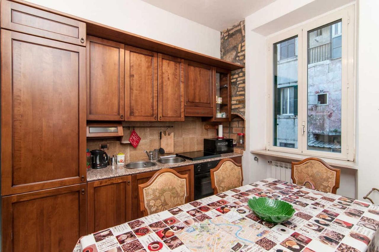 Termini Colosseum Apartment Рим Экстерьер фото