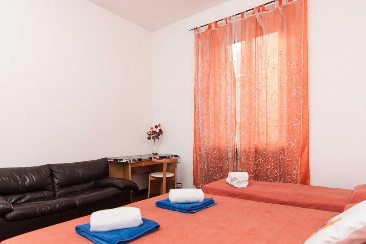 Termini Colosseum Apartment Рим Экстерьер фото